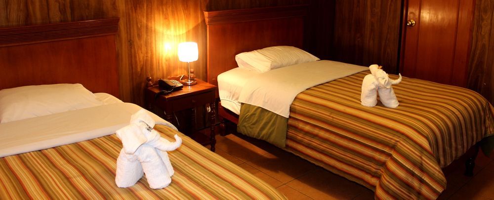 Hotel El Tumi 2 瓦拉斯 外观 照片